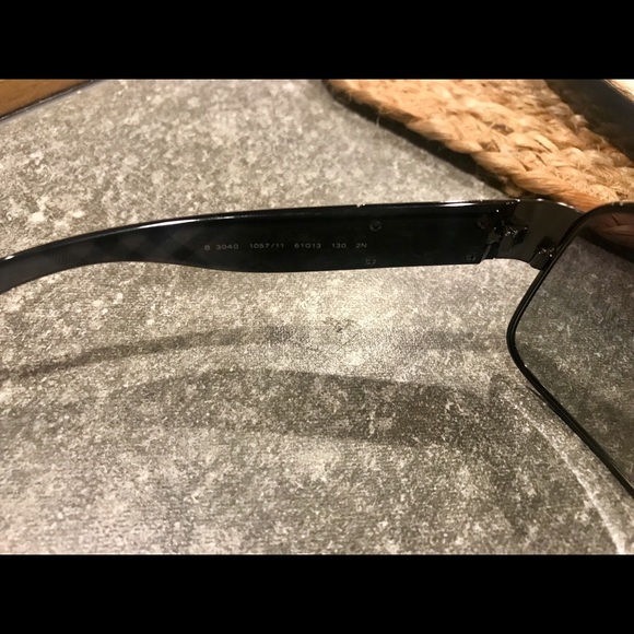 Authentic Burberry Unisex Aviator Sunglasses - Picture 3 of 6